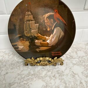 Knowles 1980 Norman Rockwell Collectors Plate 8.5”. Mint condition.